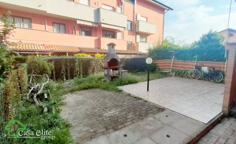 TRILOCALE CON GIARDINO PRIVATO